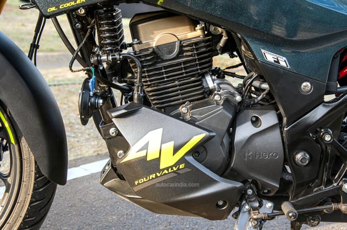 Hero Xtreme 160R 4V review: Gunning 4 the throne?